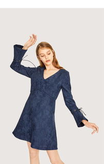 服裝設(shè)計(jì)成品圖 創(chuàng)意與技術(shù)的完美融合